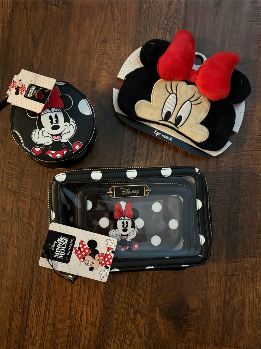 NEW 4 piece set Disney Minnie Mouse Cosmetic Bag Jewelry Case Sleep Eye Mask